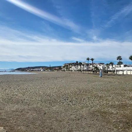 Апартаменты 2 Bed La Duquesa With Stunning Sea And Pool Views *