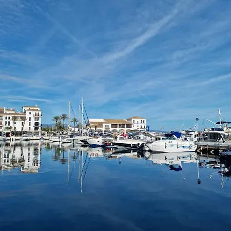 2 Bed La Duquesa With Stunning Sea And Pool Views Апартаменты Манилва