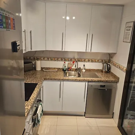 2 Bed La Duquesa With Stunning Sea And Pool Views Apartment