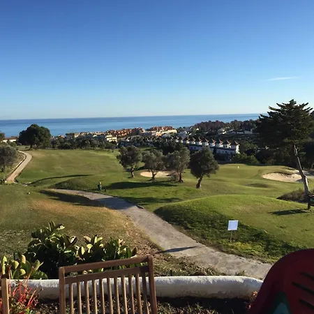 2 Bed La Duquesa With Stunning Sea And Pool Views *